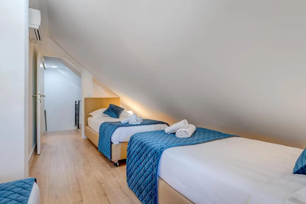 公寓 Centar Terace Apartmenets 斯普利特