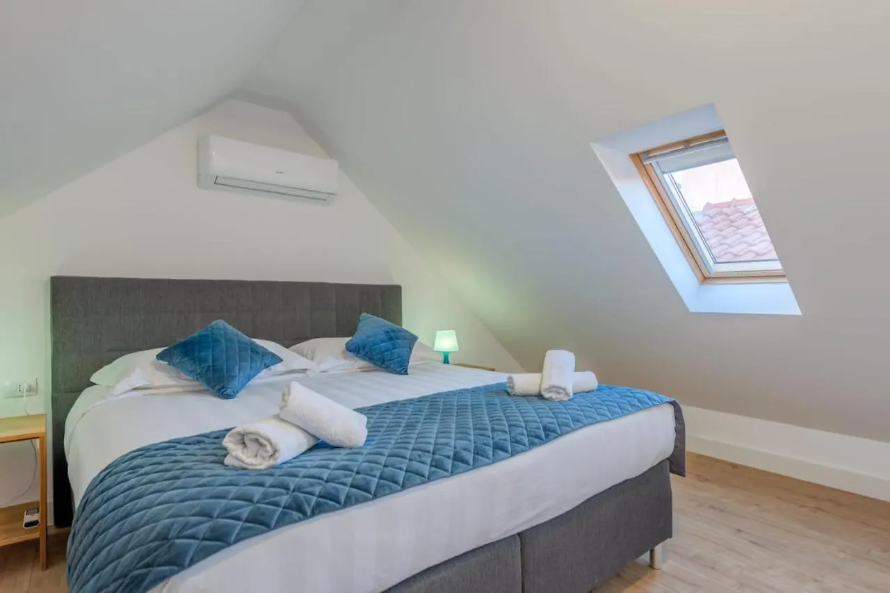 公寓 Centar Terace Apartmenets 斯普利特